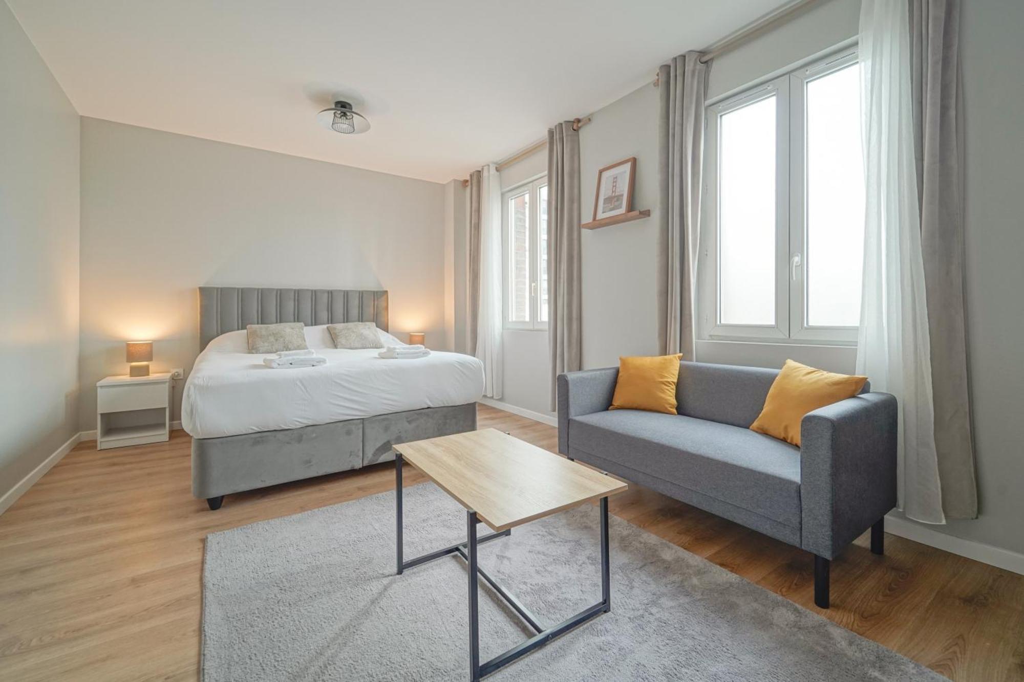 Hotel Trianon Saint Ouen Extérieur photo
