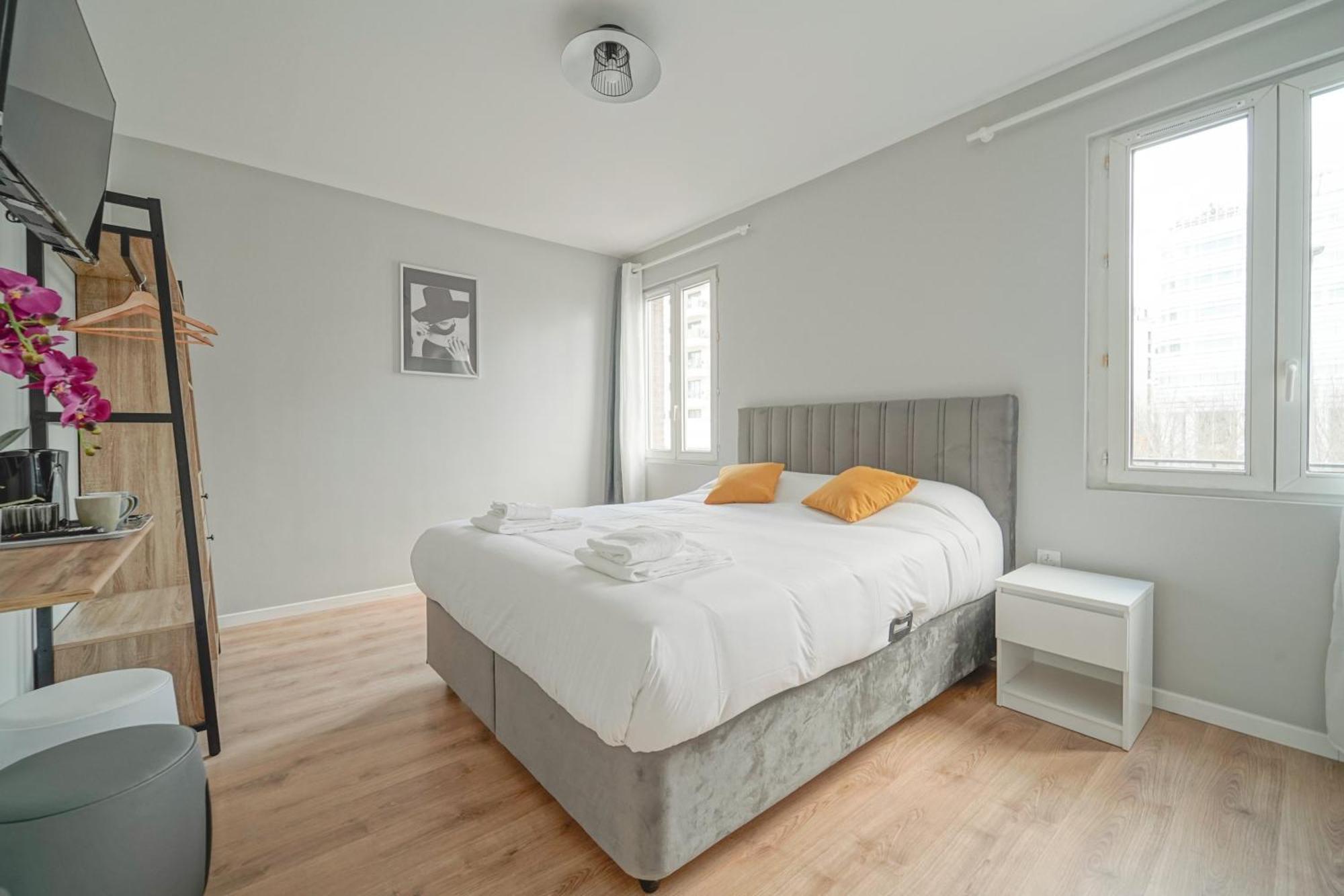 Hotel Trianon Saint Ouen Extérieur photo